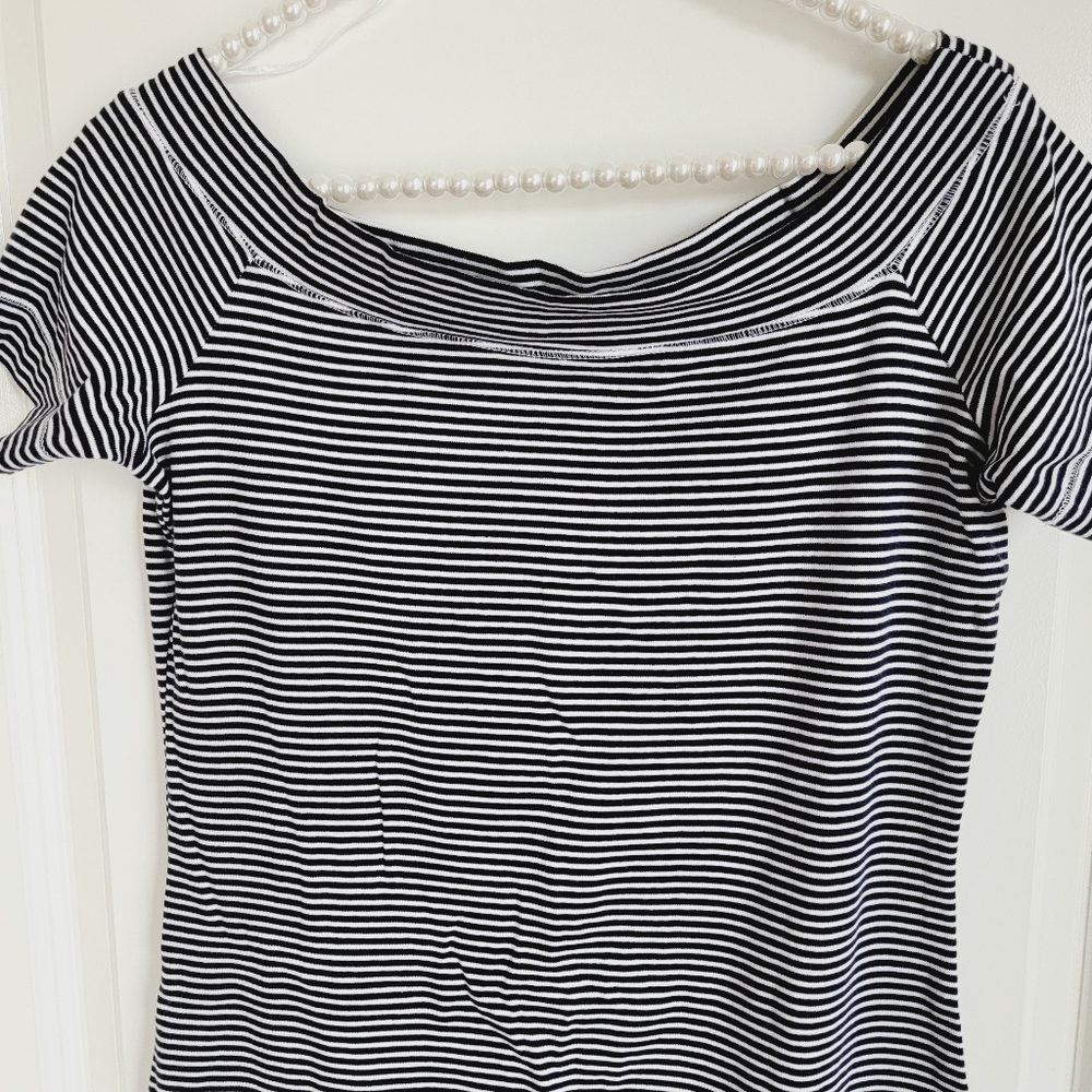 H&M Striped Off The Shoulder Bodycon Knee Length Dress Navy Blue White Sz M - Picture 8 of 8